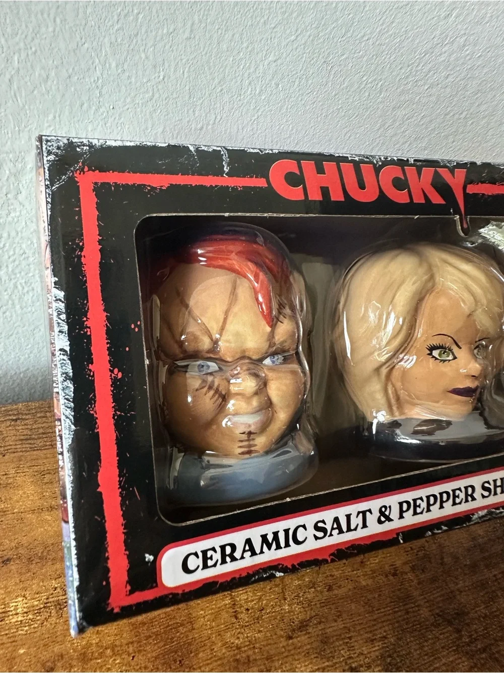 Chucky and Tiffany Ceramic Salt & Pepper Shaker Set Halloween Home Decor NWT